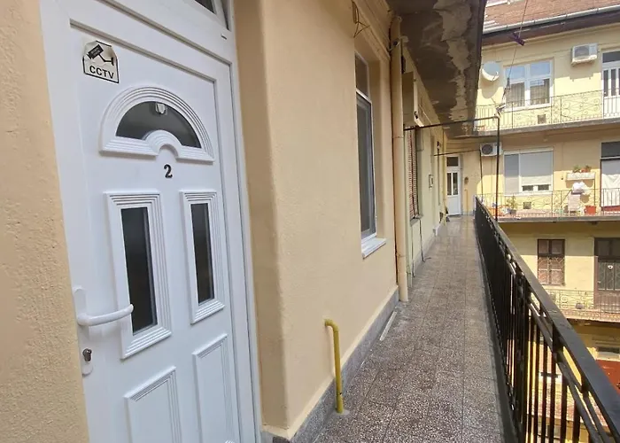 K31 Downtown, Ac * בודפשט